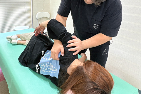 肩甲骨はがし